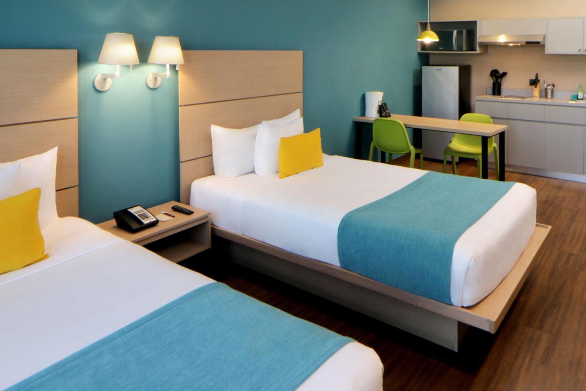 City Suites Tijuana Rio Exterior foto